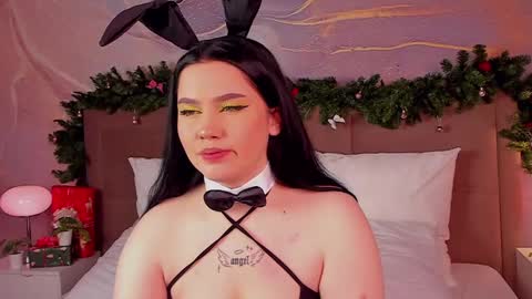 Snapshot of maryamie chatting on December 2024 11:20:02 AM Hello Ill be waiting for you Tue Wed Thu Fri 3am-10am Sun 3am-5pm GMT online show from December 2024 11:20:02 AM