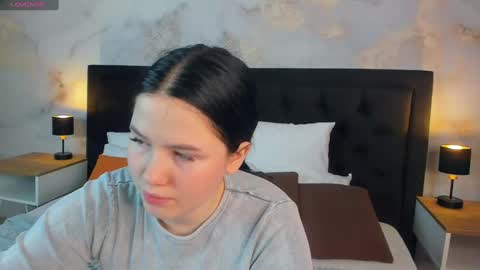 Snapshot of maryamie chatting on January 2025 03:12:02 AM Hello Ill be waiting for you Tue Wed Thu Fri 3am-10am Sun 3am-5pm GMT online show from January 2025 03:12:02 AM