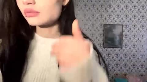 Snapshot of maryamtraylor chatting on January 2026 10:18:01 AM Sofia online show from January 2026 10:18:01 AM