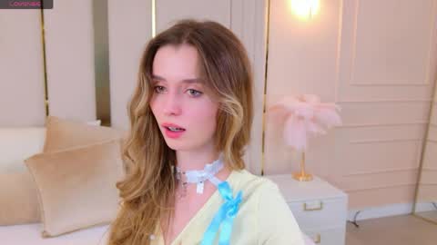 Snapshot of marybeth_snow chatting on May 2026 05:18:01 PM Marybeth online show from May 2026 05:18:01 PM