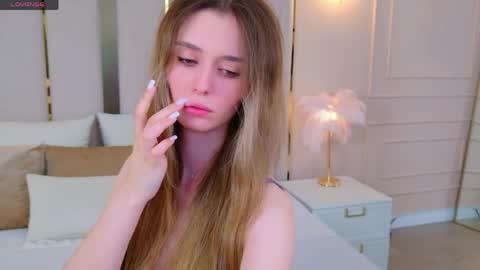 Snapshot of marybeth_snow chatting on May 2026 05:12:02 PM Marybeth online show from May 2026 05:12:02 PM