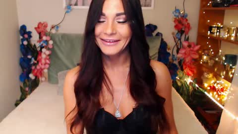 Snapshot of marydash chatting on February 2025 04:07:01 AM Mary online show from February 2025 04:07:01 AM