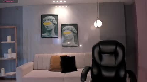 Snapshot of marylewis_ chatting on June 2026 12:31:01 PM Mary online show from June 2026 12:31:01 PM