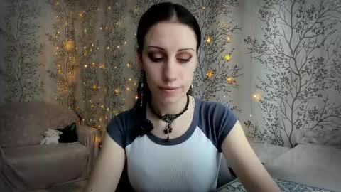 Snapshot of marylou_ chatting on February 2026 06:32:02 AM Mary Lou online show from February 2026 06:32:02 AM