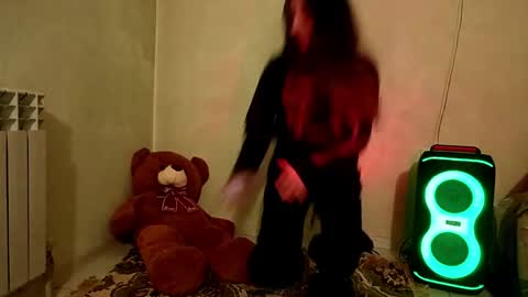 Snapshot of marylourosmarin chatting on March 2026 06:35:02 PM Trixie online show from March 2026 06:35:02 PM