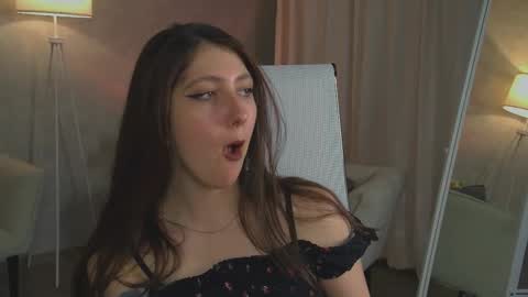 Snapshot of marymillerr chatting on January 2026 12:10:02 PM Mary Miller online show from January 2026 12:10:02 PM