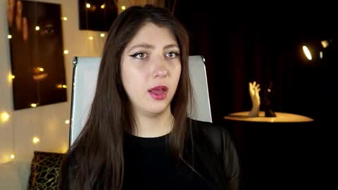 Snapshot of marymillerr chatting on February 2026 06:56:02 AM Mary Miller online show from February 2026 06:56:02 AM