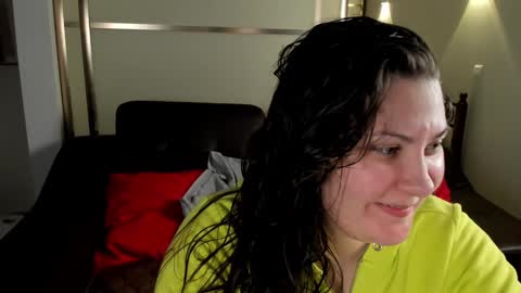 Mary online show from December 2024 12:04:01 PM