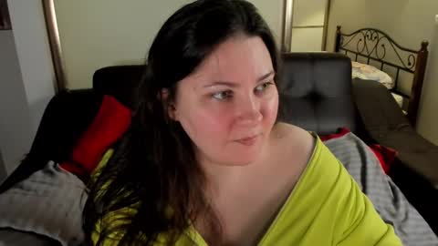 Mary online show from March 2025 04:43:02 AM