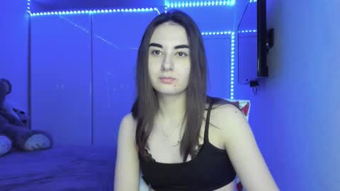 Snapshot of maryy_luv chatting on February 2026 12:56:02 AM Mary online show from February 2026 12:56:02 AM