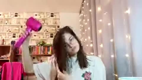 Kelly online show from March 2026 12:09:01 PM