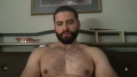 Snapshot of mascbeef95 chatting on November 2025 05:36:02 PM mascbeef95 online show from November 2025 05:36:02 PM