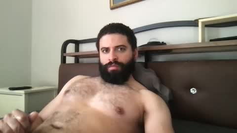 mascbeef95 online show from January 2026 05:15:02 PM