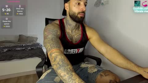 masculineguy69 online show from November 2025 07:52:01 AM