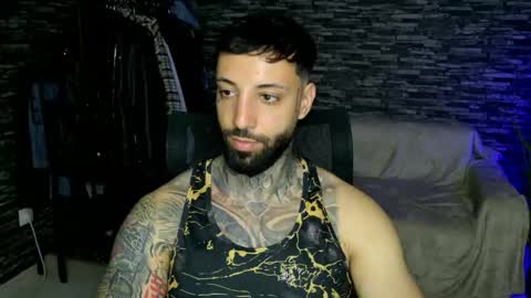 Snapshot of masculineguy69 chatting on May 2026 09:44:02 PM masculineguy69 online show from May 2026 09:44:02 PM