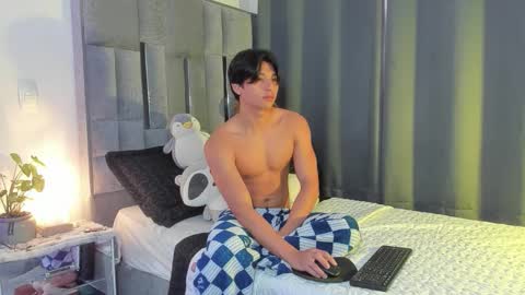 Snapshot of mash_angelo chatting on February 2026 01:08:02 PM mash_angelo online show from February 2026 01:08:02 PM