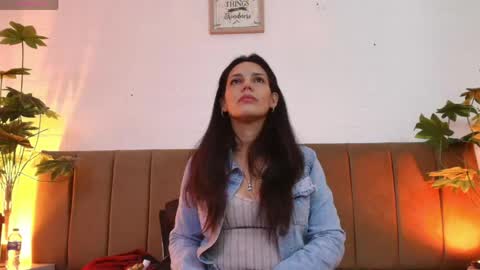 Snapshot of mashapink chatting on May 2026 01:05:02 PM MashaPink online show from May 2026 01:05:02 PM