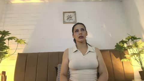 Snapshot of mashapink chatting on June 2026 12:50:02 PM MashaPink online show from June 2026 12:50:02 PM