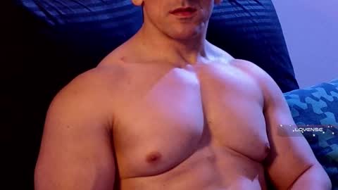 Snapshot of masked_bodybuilder chatting on March 2025 05:58:02 PM masked_bodybuilder online show from March 2025 05:58:02 PM