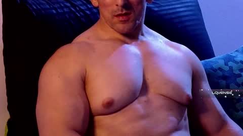 Snapshot of masked_bodybuilder chatting on March 2025 01:34:02 AM masked_bodybuilder online show from March 2025 01:34:02 AM