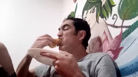 Masked Latin Noir online show from February 2026 06:39:02 AM