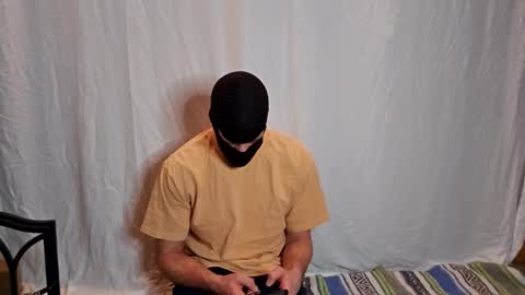 maskedyogaman online show from February 2026 03:15:01 AM