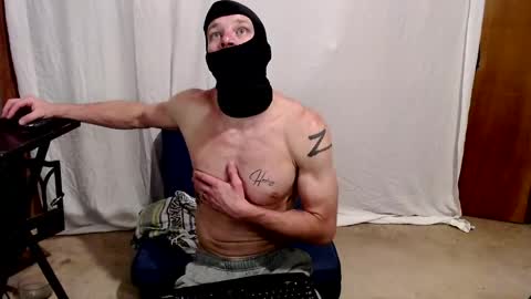 Snapshot of maskedyogaman chatting on April 2026 02:40:02 AM maskedyogaman online show from April 2026 02:40:02 AM