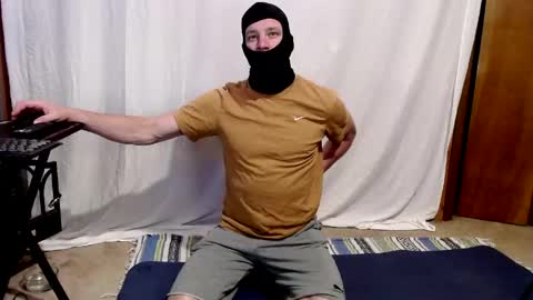 Snapshot of maskedyogaman chatting on May 2026 02:08:02 AM maskedyogaman online show from May 2026 02:08:02 AM