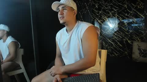 massimo_vidal online show from April 2026 04:51:02 PM