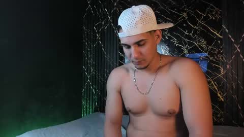 massimo_vidal online show from June 2026 05:58:02 PM