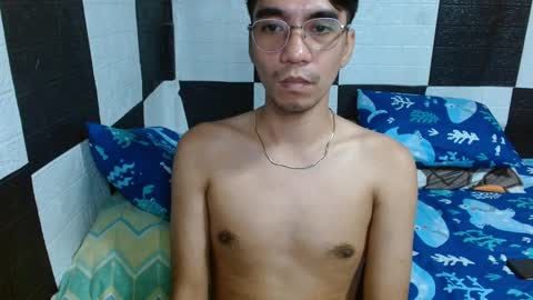 Snapshot of massive_boner02 chatting on December 2024 03:00:01 PM massive_boner02 online show from December 2024 03:00:01 PM