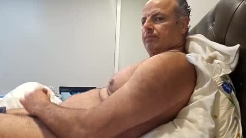 Erix online show from October 2025 12:04:01 PM