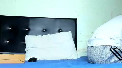 master_dominant_777 online show from November 2025 09:08:01 PM