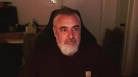 Snapshot of mastermcgirt chatting on June 2026 02:38:01 AM Dave online show from June 2026 02:38:01 AM