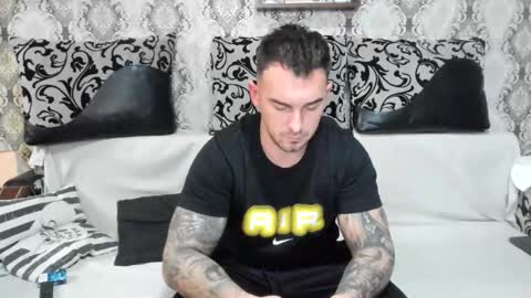 Jon online show from November 2025 08:19:02 PM