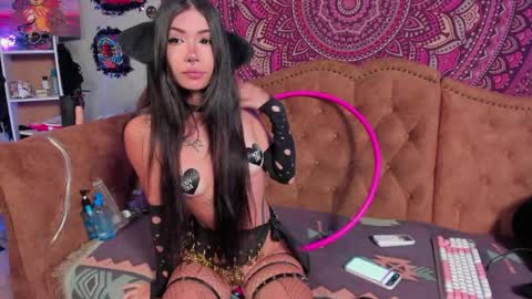   online show from April 2026 04:20:02 AM