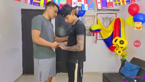 Snapshot of masters_sexx chatting on June 2026 11:10:01 AM Team Cris Darwin- Fernando- Stiven- David online show from June 2026 11:10:01 AM