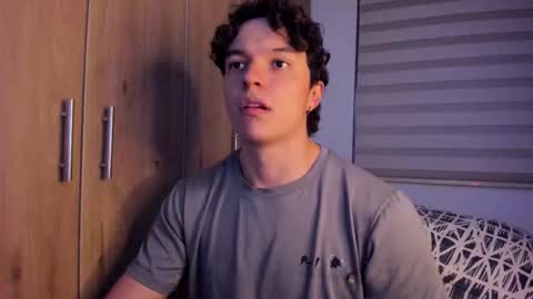 mastrangelo_x online show from October 2025 02:44:01 AM