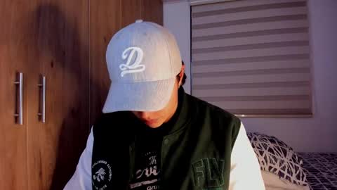 mastrangelo_x online show from February 2026 04:52:01 AM