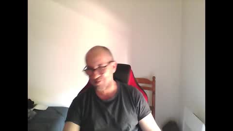 mat11efou online show from April 2026 12:22:01 PM