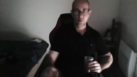 mat11efou online show from April 2026 11:34:01 AM