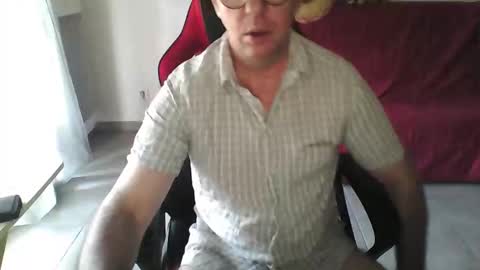 mat11efou online show from May 2026 08:32:01 AM