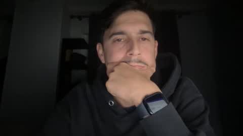 Aaron online show from December 2025 05:19:02 PM