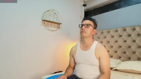 Snapshot of mateo_gomez_ chatting on May 2026 07:45:02 PM Mateo Gomez online show from May 2026 07:45:02 PM