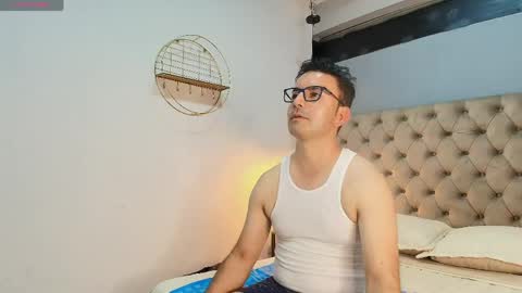 Snapshot of mateo_gomez_ chatting on May 2026 07:56:02 PM Mateo Gomez online show from May 2026 07:56:02 PM