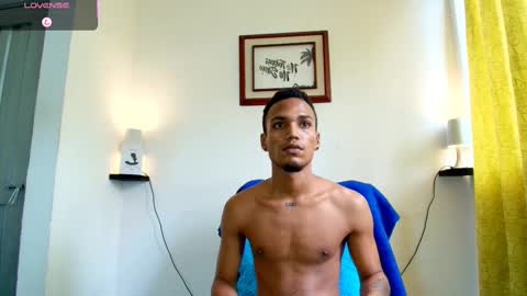 Snapshot of mateo_nick chatting on February 2025 05:35:01 PM Mateo and Noah online show from February 2025 05:35:01 PM