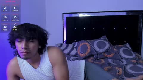Snapshot of mateo_sweetie chatting on June 2026 10:33:01 PM Mateo online show from June 2026 10:33:01 PM