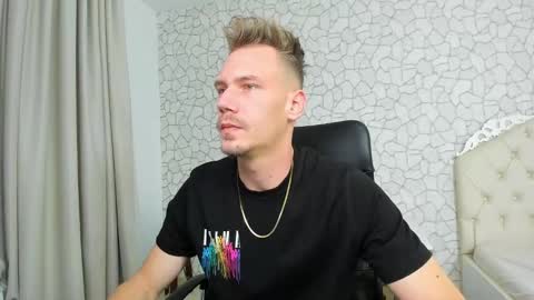 MateoBenjamin online show from December 2024 11:52:02 PM