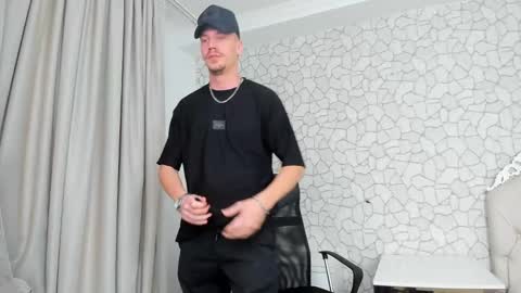 MateoBenjamin online show from December 2024 07:35:01 PM