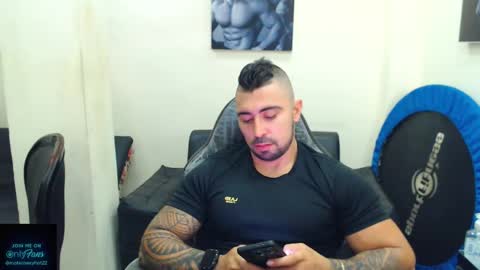 Snapshot of mateosexyhot22 chatting on April 2026 09:45:01 PM Mateo online show from April 2026 09:45:01 PM